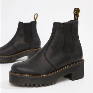 Doc Marten Black Rometty Chelsea Boot